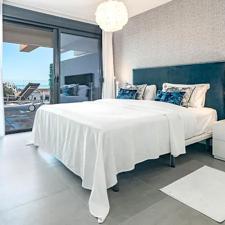 Oasis510 - 3br With Stunning Views Apartment *